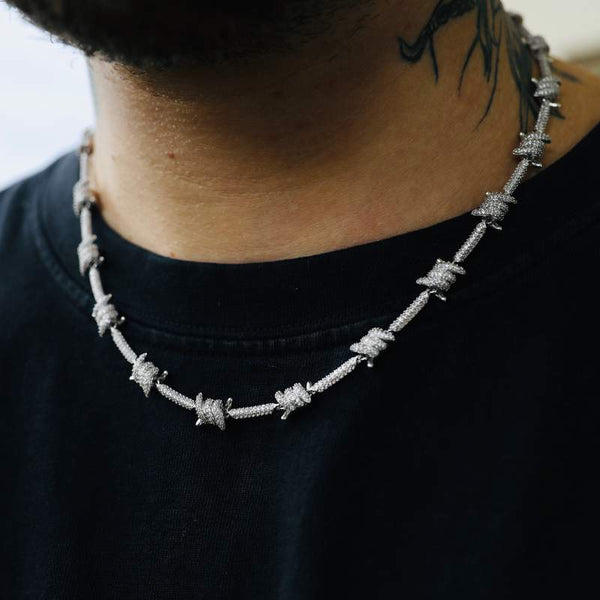 Kross Barbed Wire Necklace